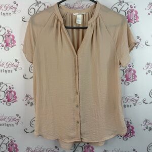 H&M T-shirt button up pleated beige Light Tan Blouse flowy lightweight